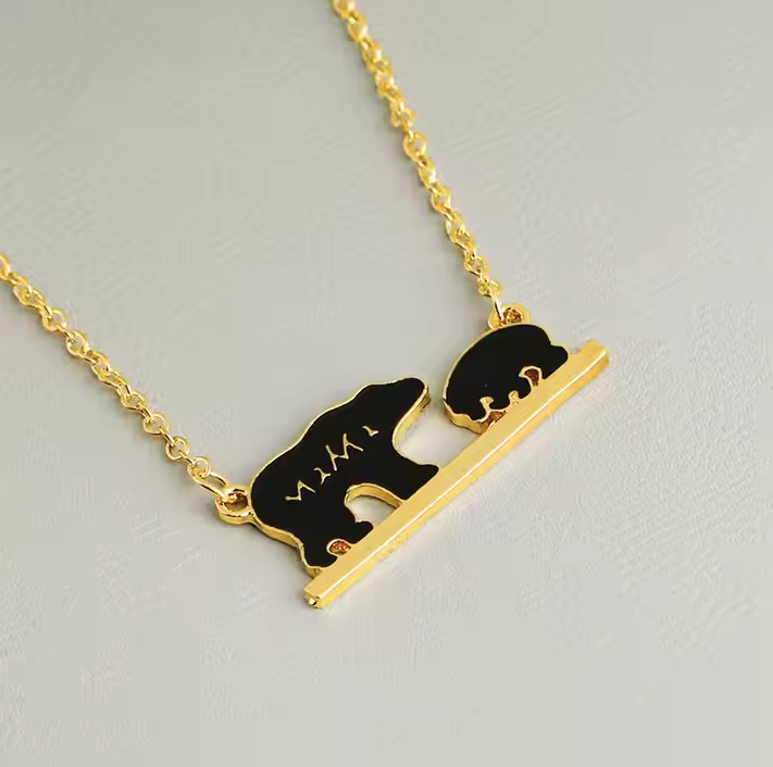Mama Bear Necklace - Cute Bear Pendant with Oil Dripping Letters