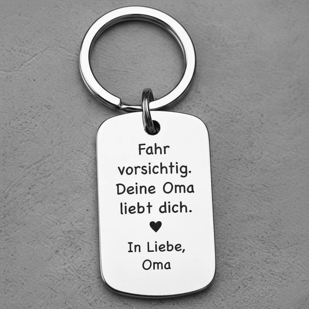 „Fahr vorsichtig“ Schlüsselanhänger – Ein liebevolles Geschenk von Oma - UniqueThoughtful
