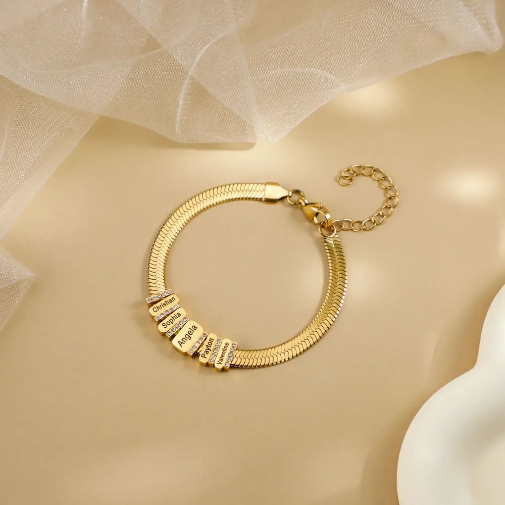 Personalized Family Names Bracelet - Mother's Day Gift - UniqueThoughtful