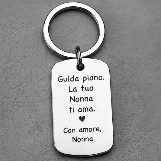 Portachiavi “Guida Piano” – Un Messaggio d’Amore dalla Nonna - UniqueThoughtful